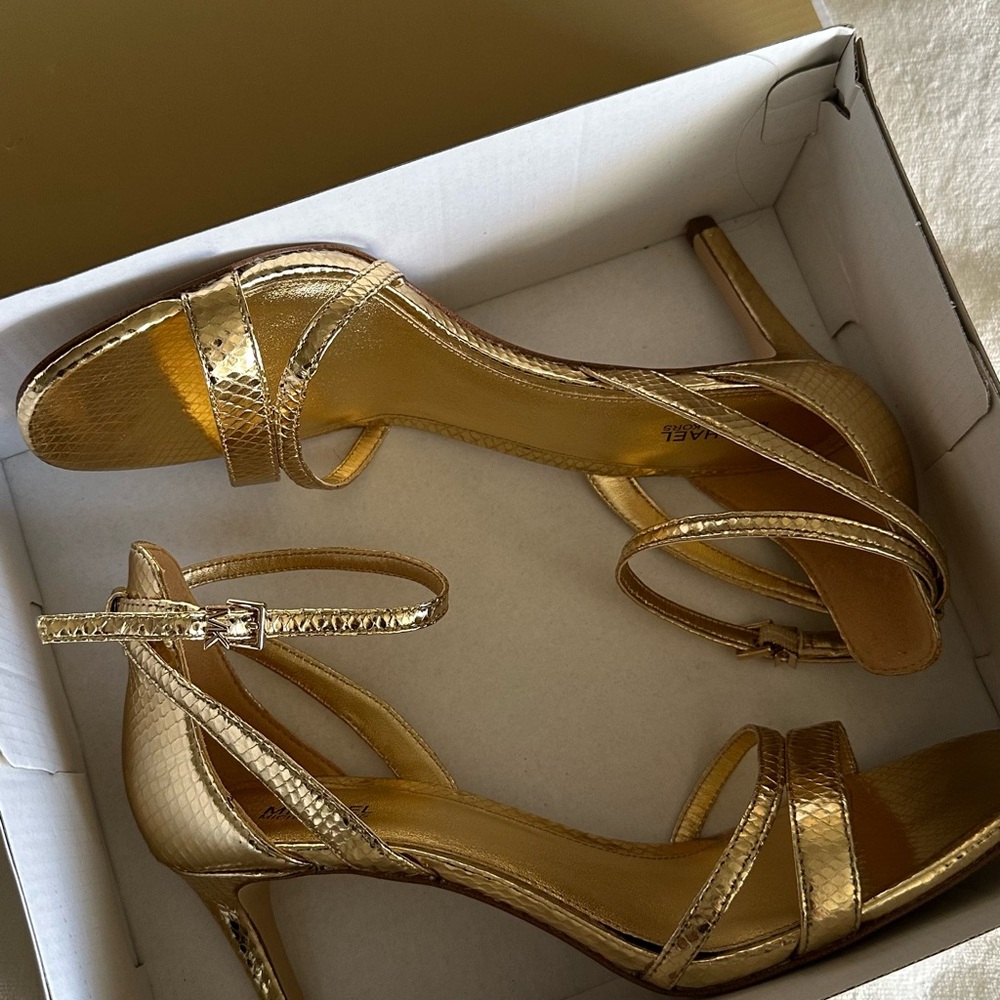 Michael Kors Gold Metallic Heels